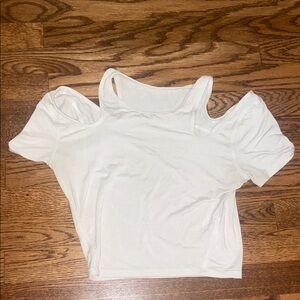 Lululemon White Cold Shoulder Tee – Rare Open Shoulder Style